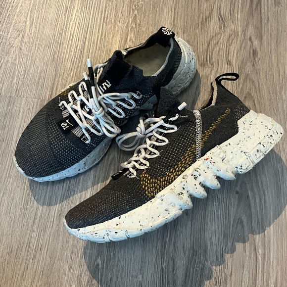 Nike Space Hippy 001 - Picture 2 of 5